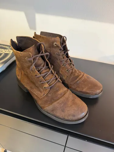 BOTA masculina (botineiros) 41 - seminova 