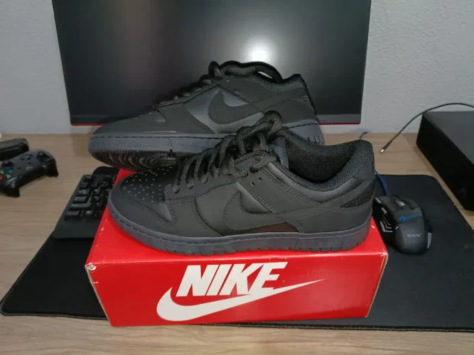 Tênis Nike Dunk All Black - Novo Tamanho 39