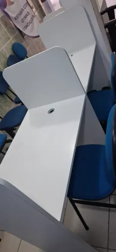 Vendo mesas e cadeiras para escritório tudo novinho e barato