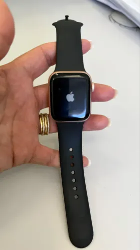 Apple Watch série 6 incluso pulseiras,case,película de vidro,fonte e cabo originais