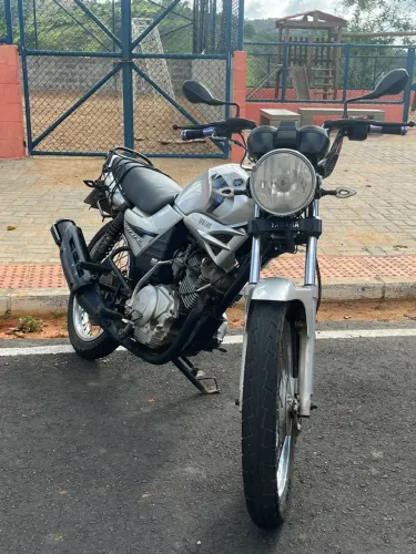 Yamaha YBR 125 E 2008