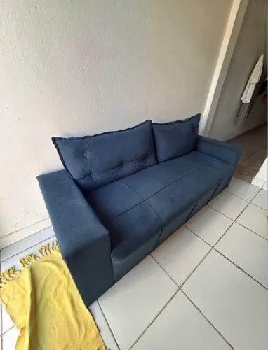 Vendo sofá e poltronas 