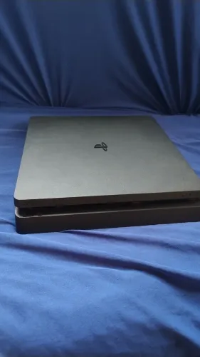 PS4 SLIM 1TB