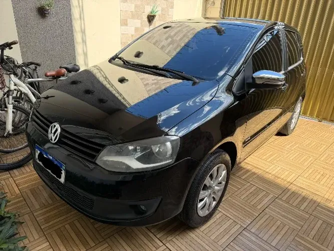 Volkswagen Fox 1.6 MI I Motion Total Flex 8V 5P 2013