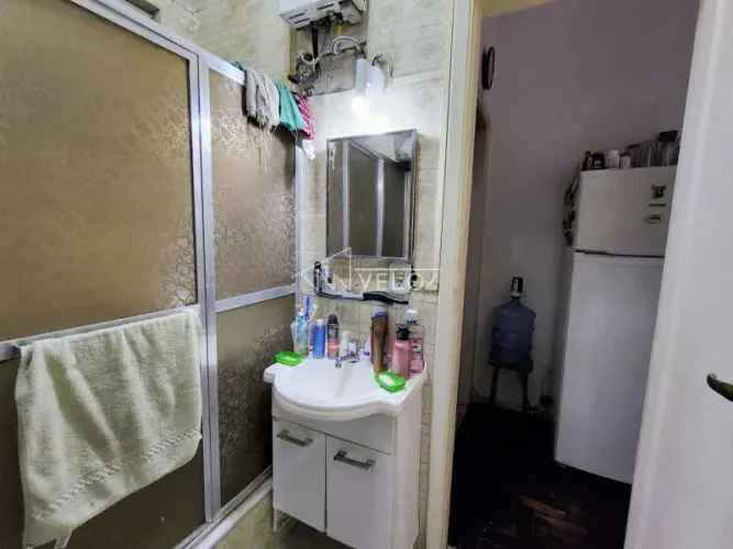 Apartamento : / Residencial / Glória
