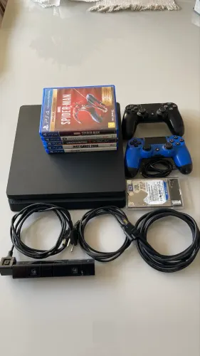 Ps4 Slim - 2 Controles 5 Jogos