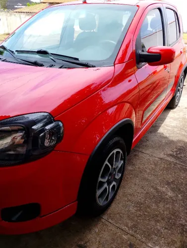 Fiat Uno Sporting 1.4 EVO Fire Flex 8V 4P 2014