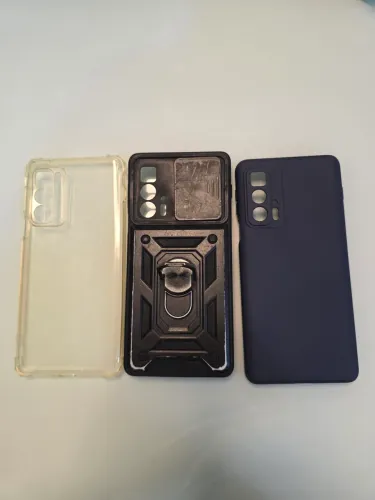 3 Capinha celular Edge 20 pro
