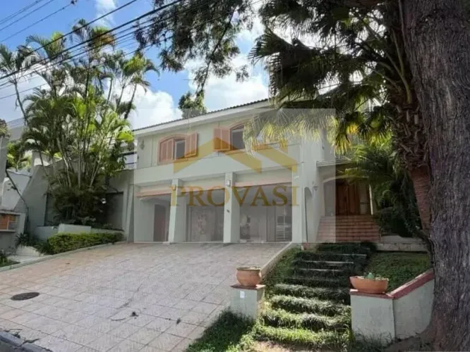 Alphaville Residencial 1 (Barueri) - Casa em Alphaville Residencial 1- 335 metros em 585 d