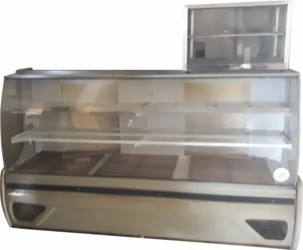 Freezer Expositor POLAR e Estufa ArtMinas 