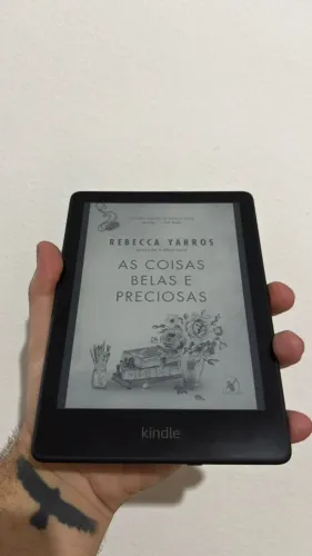 Kindle Paperwhite 16 GB: tela de 6,8?, temperatura de luz ajustável e bateria de longa dur