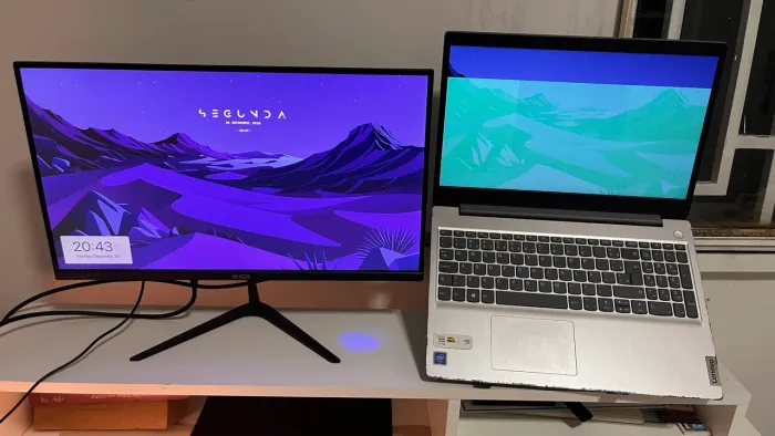 LENOVO IDEAPAD 3 15IGL05 - 4GB RAM / 128GB - FUNCIONANDO, COM DEFEITO NA TELA