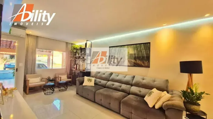 Casa térrea mobiliada à venda no Condomínio Villa Lobos, Cuiabá-MT