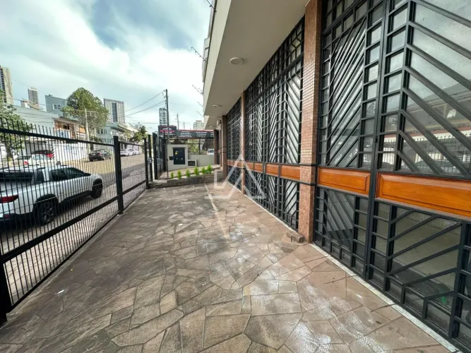 SALA COMERCIAL TÉRREA EM EXCELENTE LOCALIZAÇÃO