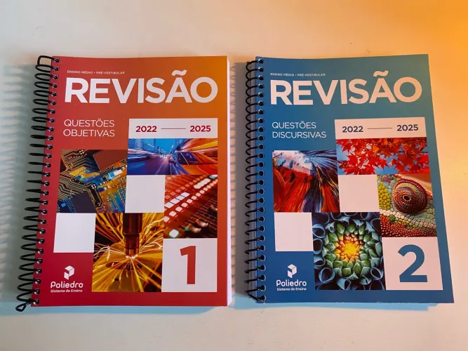 Apostilas Poliedro para ENEM e Vestibulares paulistas (2022-2025, excelente estado)