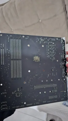Placa mãe B550m aorus Elite