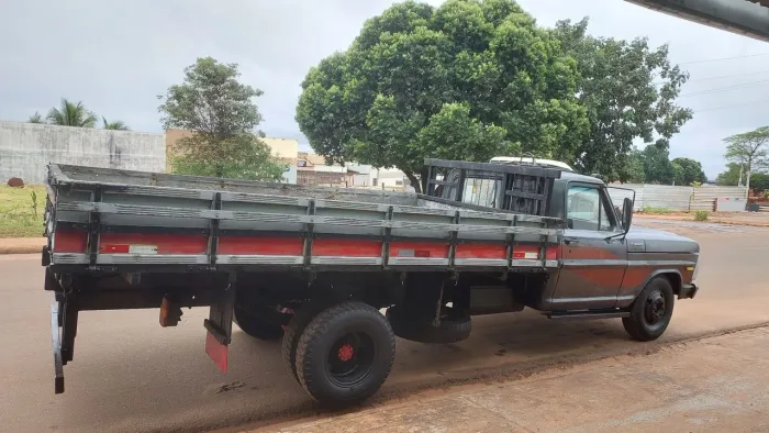 F4000