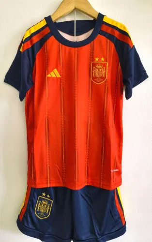 Conjunto Infantil da Espanha 2026/27 - Campeão Copa do Mundo