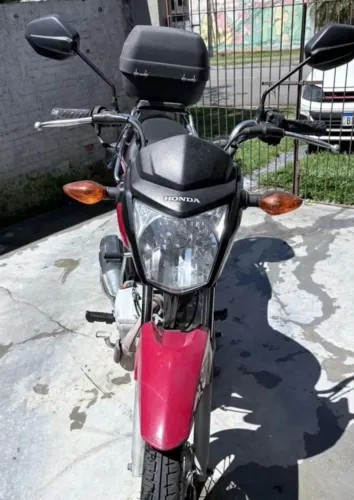 Moto Honda 2015 CG 125 Fan KS - Única dona - usada durante faculdade