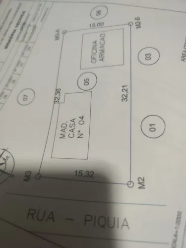 Terreno com apartamentos