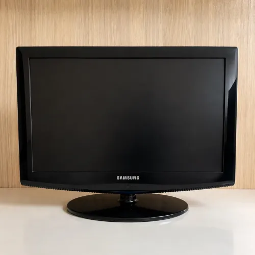 TV Samsung 22 - LN22B350F2 - Excelente estado