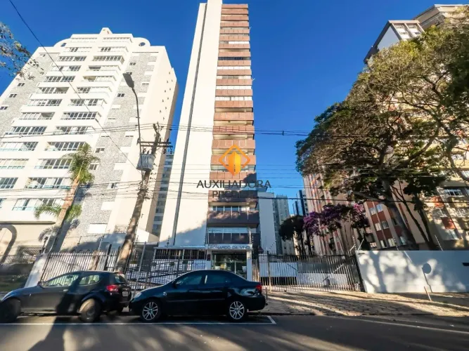 APARTAMENTO 4 QUARTOS SENDO 1 SUITE 3 VAGAS NO CRISTO REI - JARDIM BOTÂNICO - CURITIBA -PR