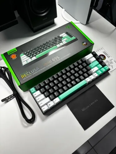 Razer Reclusa X Mini Teclado 65%
