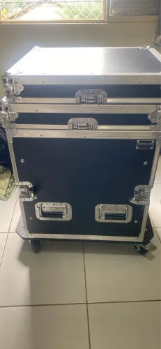 Hard case 12u para potência e periferifericos
