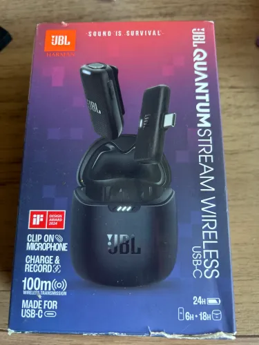 Microfone lapela JBL QUANTUM STREM WIRELESS