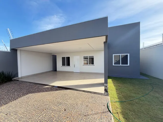 Vendo casa na 1303 sul