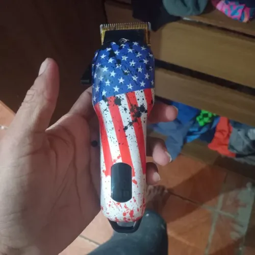 Máquina corta cabelo