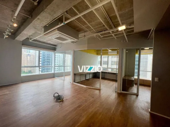 Conjunto com 140m² em Moema! R$18.500,00