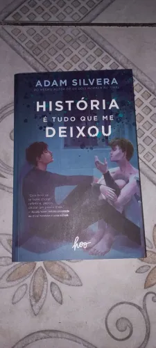 HISTORIA É TUDO QUE ME DEIXOU ADAM SILVERA