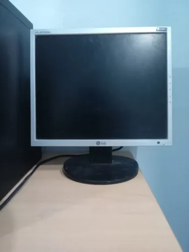 MONITOR LG 