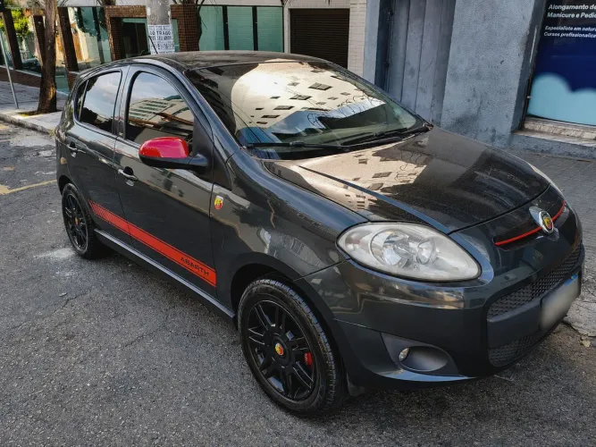 Fiat Palio Essence 1.6 Flex 16V 5P 2013