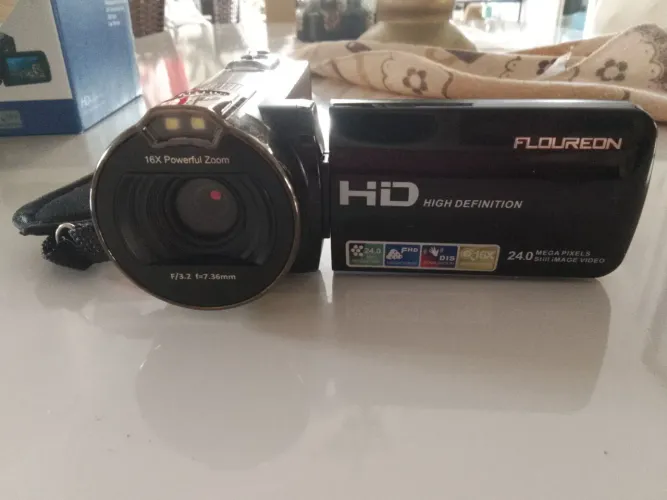 Vendo câmera digital