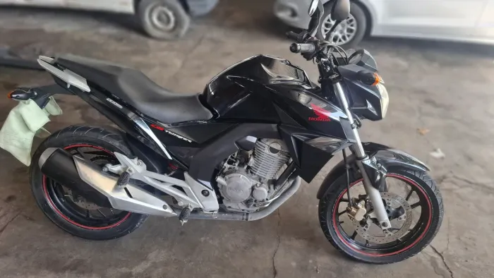 Vendo cb twister 250 2016