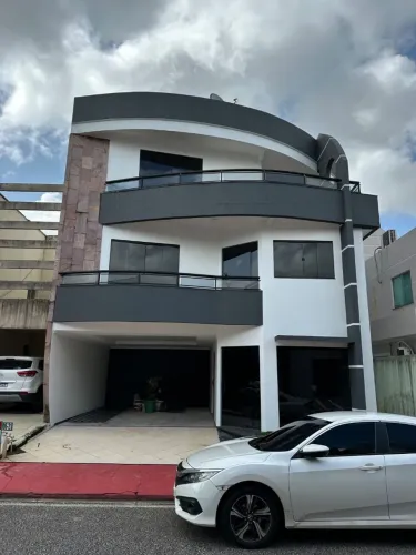 Res. Ville Firenzi - 550m2, 3 pavimentos, 7 suites, 3 salas. 3 cozinhas - Condom. completo
