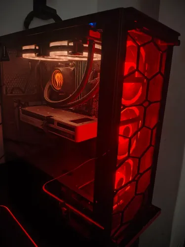Kit PC Gamer Completo: Ryzen 5 5600X + RTX 3060 12GB + 32GB RAM + B550M Aorus