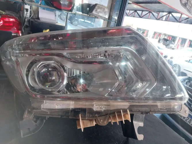 Farol da frontier com LED