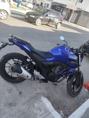 Moto seminova primeiro dono 