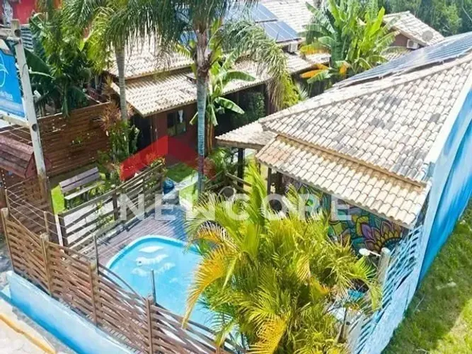 Hotel em Av. Porto Novo - Praia do Rosa - Imbituba/SC