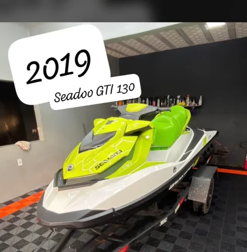 Jet sky
