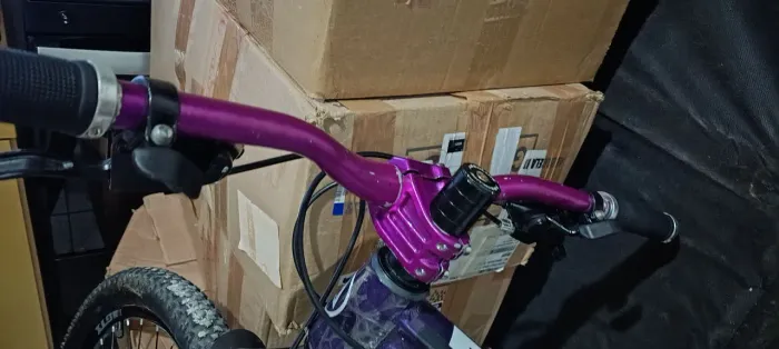 Guidão voador + mesinha Traker