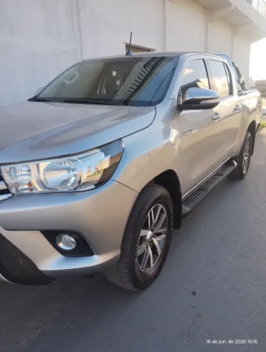 Toyota Hilux CD SRV 4X4 2.8 TDI Diesel Aut. 2017