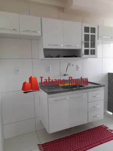 Vendo excelente apartamento no Condomínio Florida 1.