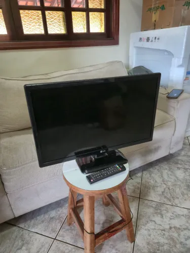 televisão LG hd 24 polegadas