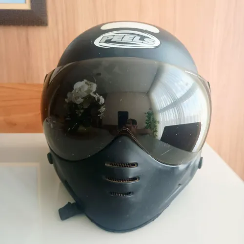 CAPACETE PEELS F-21 PRETO