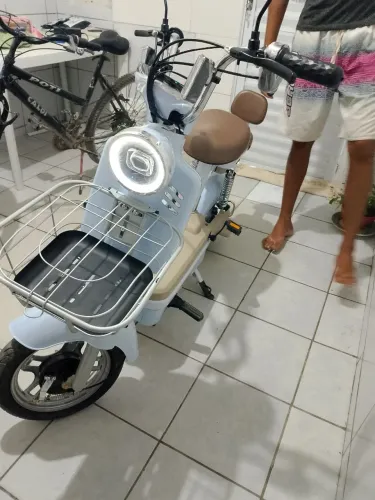 Moto elétrica nova