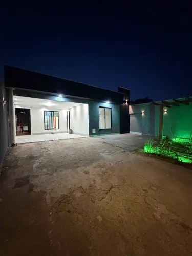 Alugo casa nova em Vicente Pires 
